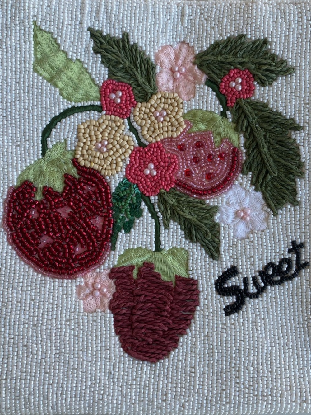 Handcrafted in India White Beaded Strawberry Shoulder Bag - Picture 3 of 11
